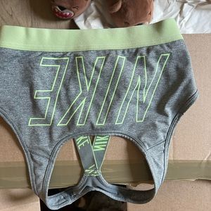 nike sports bra, super comfy